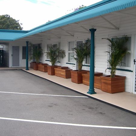 Bali Hi Motel Tuncurry Exterior photo