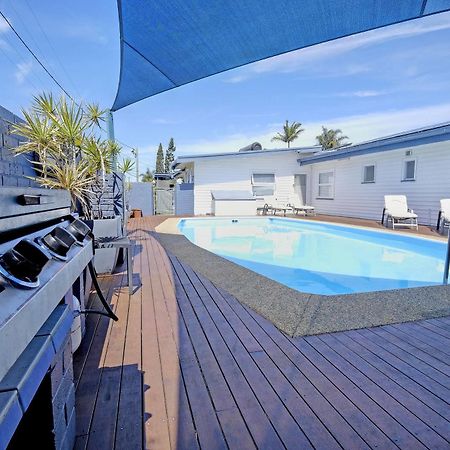 Bali Hi Motel Tuncurry Exterior photo