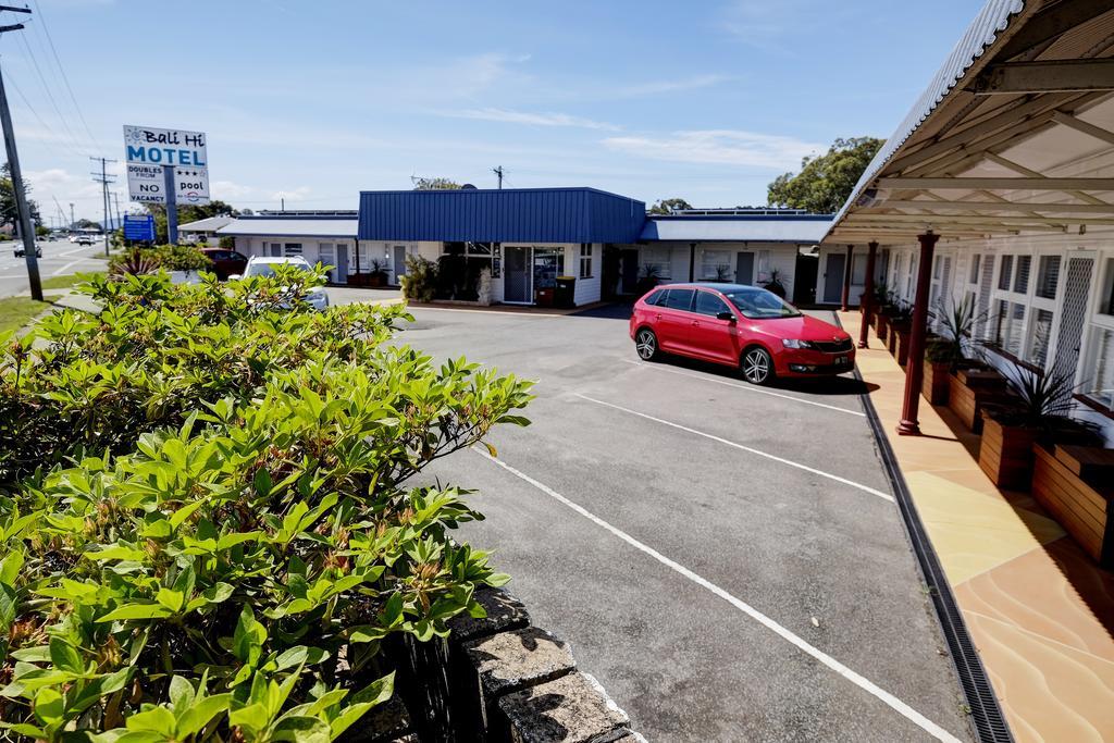 Bali Hi Motel Tuncurry Exterior photo